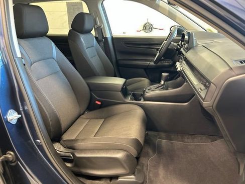 Certified 2025 Honda CR-V EX image 14