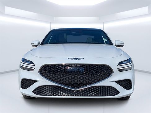 Used 2022 Genesis G70 3.3T image 8