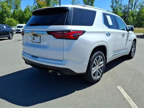 Certified 2022 Chevrolet Traverse High Country w/ LPO, Floor Liner Package FWD image 31