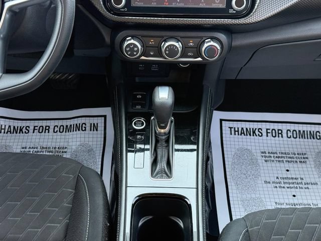 Used 2023 Nissan Kicks SV FWD image 18