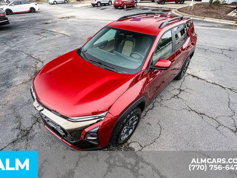 Used 2025 Chevrolet Equinox ACTIV w/ Safety and Technology Package AWD/4WD image 19