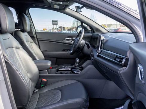 Used 2024 Kia Sportage X-Pro image 7