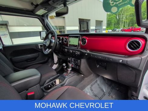Used 2023 Jeep Wrangler Unlimited Rubicon w/ Xtreme 35 Tire Package AWD/4WD image 29