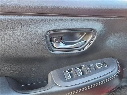 Used 2023 Honda HR-V Sport image 10