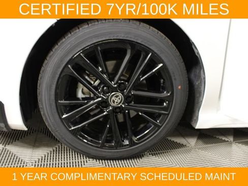Used 2025 Toyota Camry SE FWD image 27