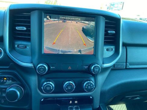 Used 2019 RAM 1500 Big Horn AWD/4WD image 9