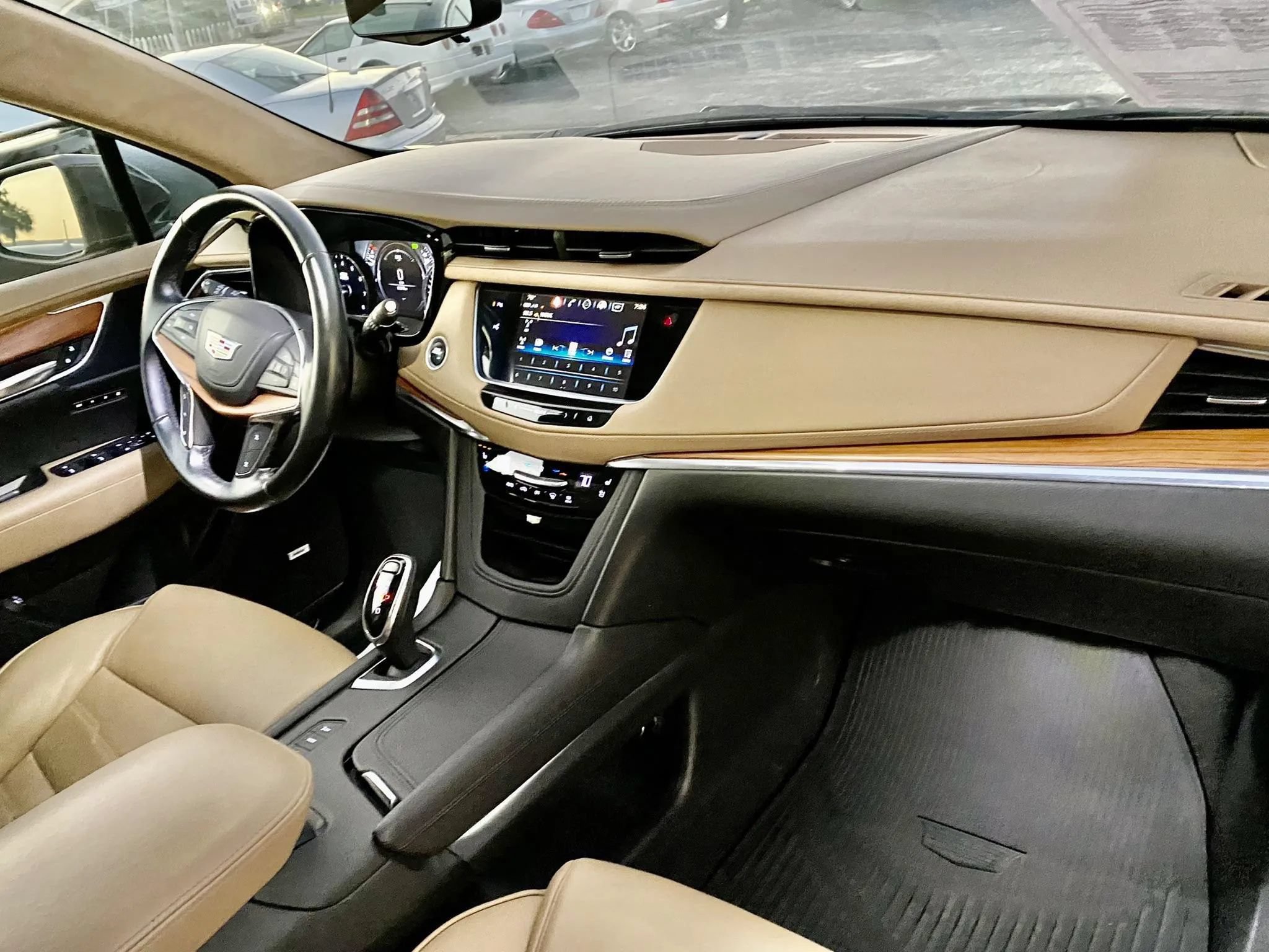 Used 2019 Cadillac XT5 Platinum AWD/4WD image 20