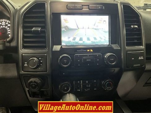 Used 2018 Ford F150 XLT w/ Equipment Group 302A Luxury image 19