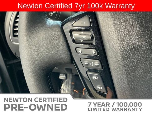 Used 2023 Nissan Armada SL w/ Midnight Edition Package AWD/4WD image 38