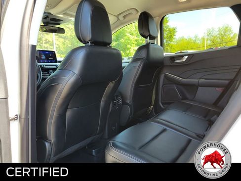 Used 2022 Ford Escape SEL AWD/4WD image 16