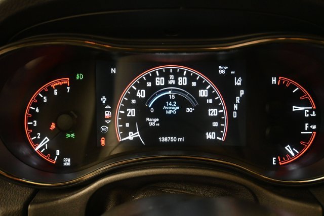 Used 2018 Dodge Durango R/T w/ Technology Group AWD/4WD image 9