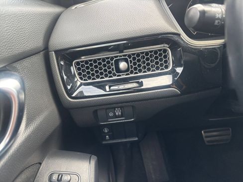 Used 2024 Honda Civic Sport image 32