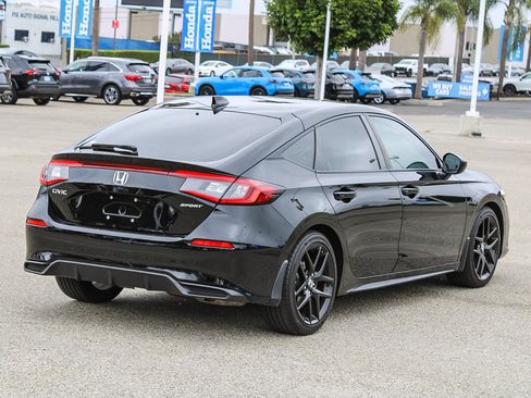 Used 2024 Honda Civic Sport image 7