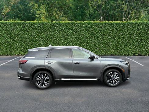 Used 2026 INFINITI QX60 Luxe image 2