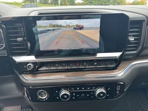 Used 2023 GMC Sierra 1500 Elevation image 14