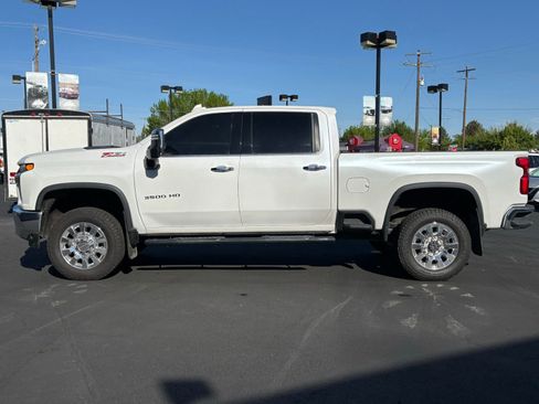 Used 2020 Chevrolet Silverado 3500 LTZ w/ LTZ Plus Package AWD/4WD image 3
