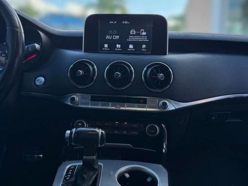 Used 2020 Kia Stinger GT image 23