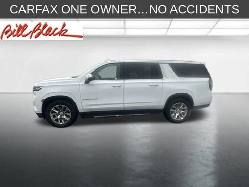 Used 2023 Chevrolet Suburban Premier AWD/4WD image 1