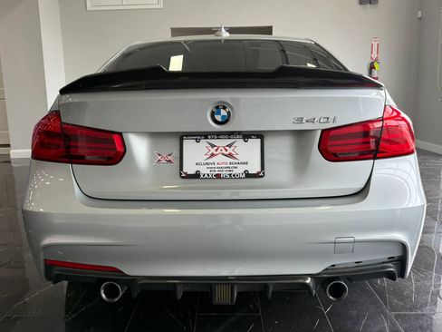 Used 2018 BMW 340i Sedan RWD image 5