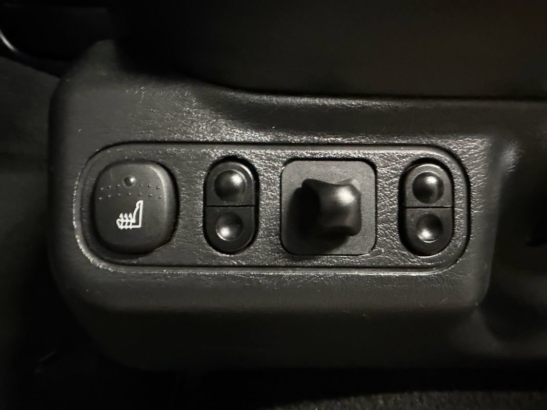 Used 2002 Ford F150 Harley-Davidson RWD image 17