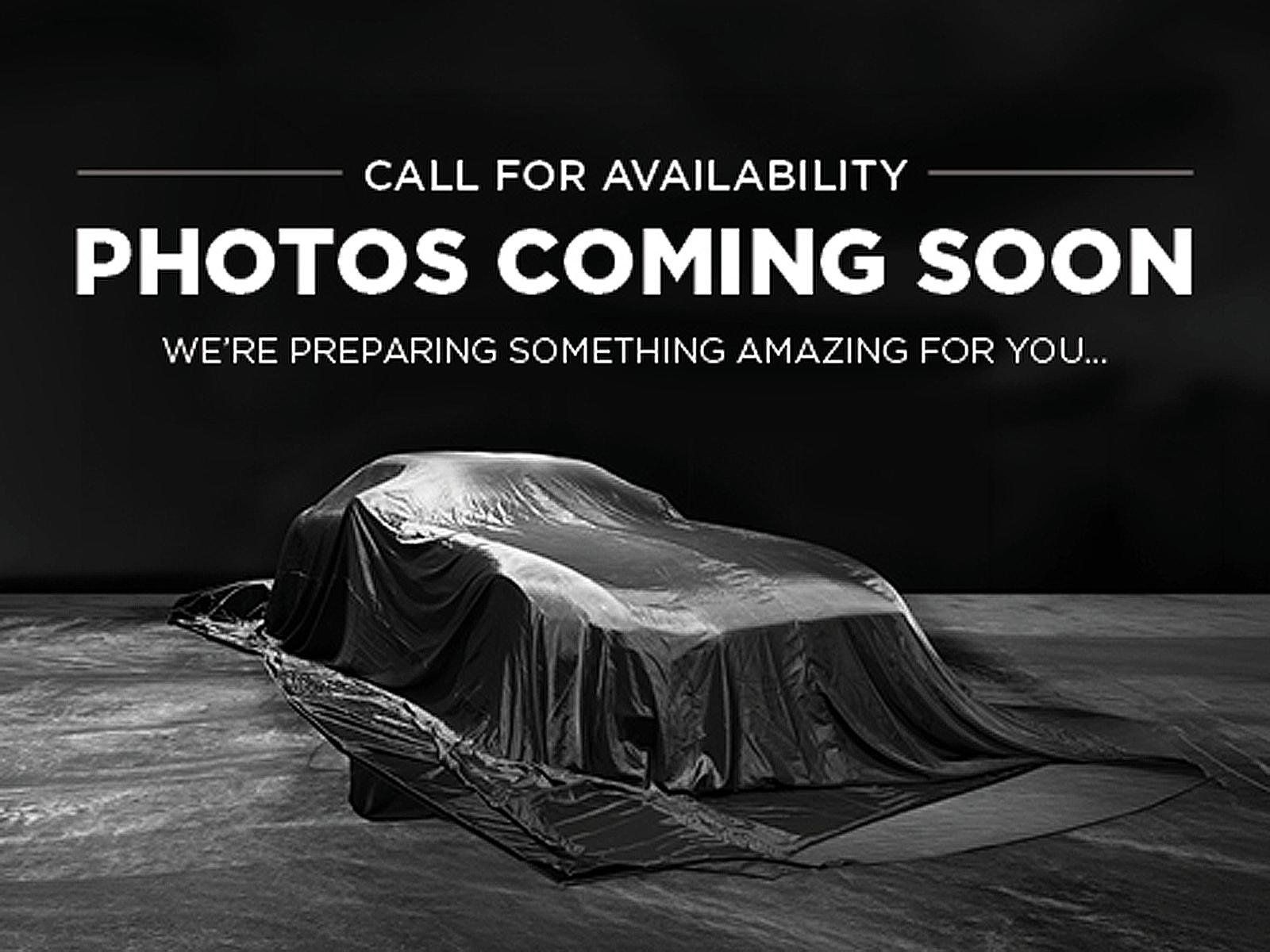 Used 2021 Cadillac XT4 Premium Luxury AWD/4WD image 1