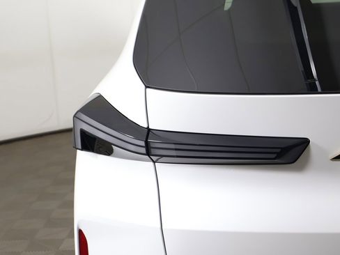 Used 2024 BMW XM image 19