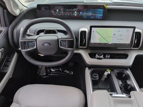 New 2026 Ford Expedition Max Active RWD image 16