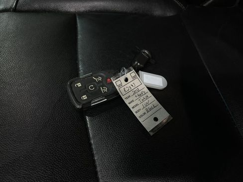 Used 2018 Chevrolet Tahoe LT w/ Luxury Package image 38