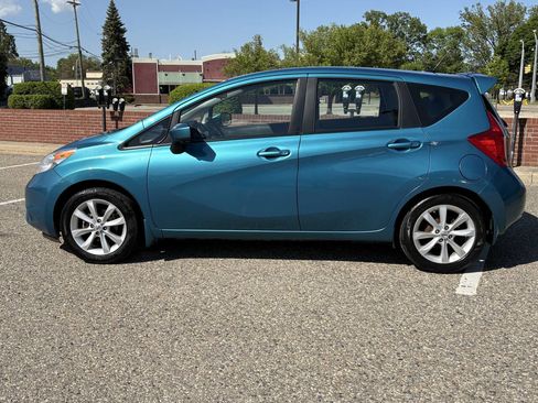 Used 2015 Nissan Versa Note FWD image 18