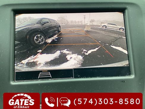 Used 2024 Chevrolet Equinox LS w/ LS Convenience Package image 9