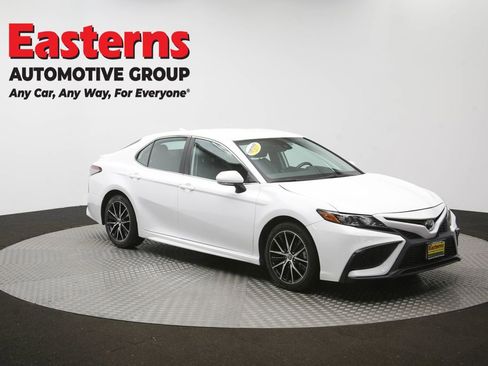Used 2024 Toyota Camry SE FWD image 43