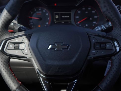 New 2026 Chevrolet Trax RS w/ Sunroof Package image 14