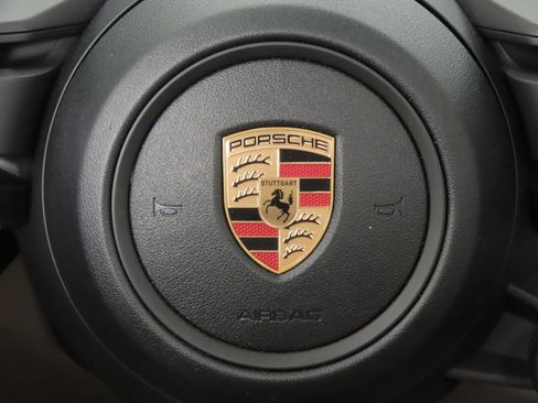 Certified 2025 Porsche Macan 4 Electric AWD/4WD image 21