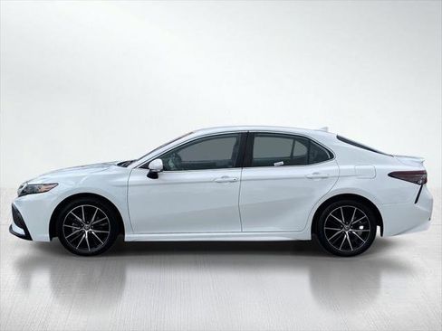 Certified 2023 Toyota Camry SE FWD image 2