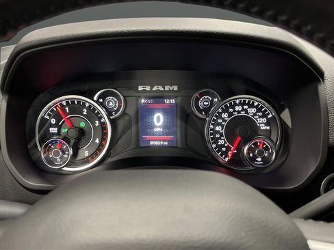 Used 2023 RAM 2500 Big Horn w/ Level 1 Equipment Group image 17