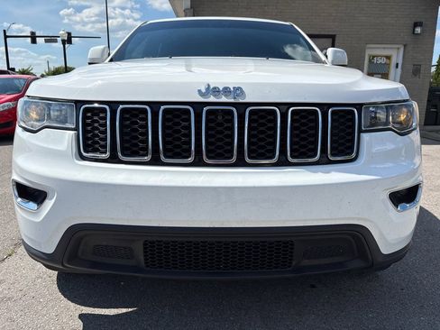 Used 2018 Jeep Grand Cherokee Laredo RWD image 9