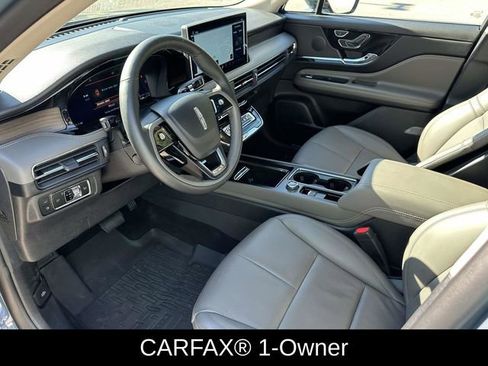 Used 2025 Lincoln Corsair Grand Touring w/ Equipment Group 301A AWD/4WD image 2