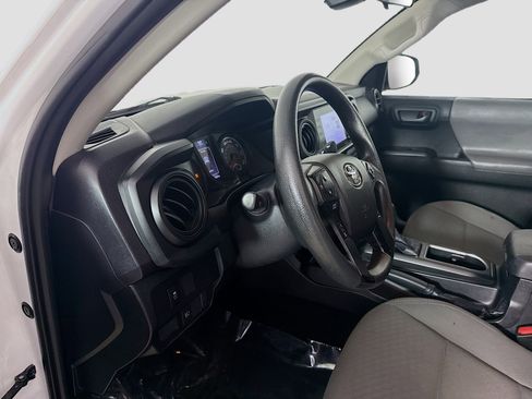 Used 2021 Toyota Tacoma SR RWD image 22