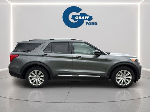 Used 2023 Ford Explorer Limited w/ Limited Technology Package AWD/4WD image 4