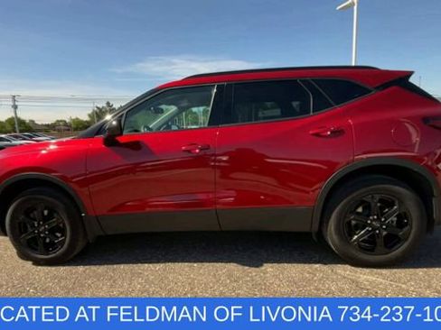 Used 2024 Chevrolet Blazer LT w/ Convenience Package FWD image 5