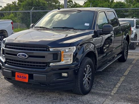 Used 2020 Ford F150 XLT w/ Equipment Group 302A Luxury AWD/4WD image 4