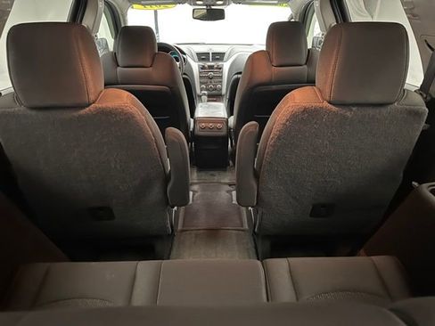 Used 2011 Chevrolet Traverse LT w/ Personal Connectivity Package AWD/4WD image 23