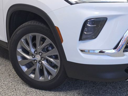 New 2026 Buick Enclave Preferred w/ LPO, Floor Liner Package image 3