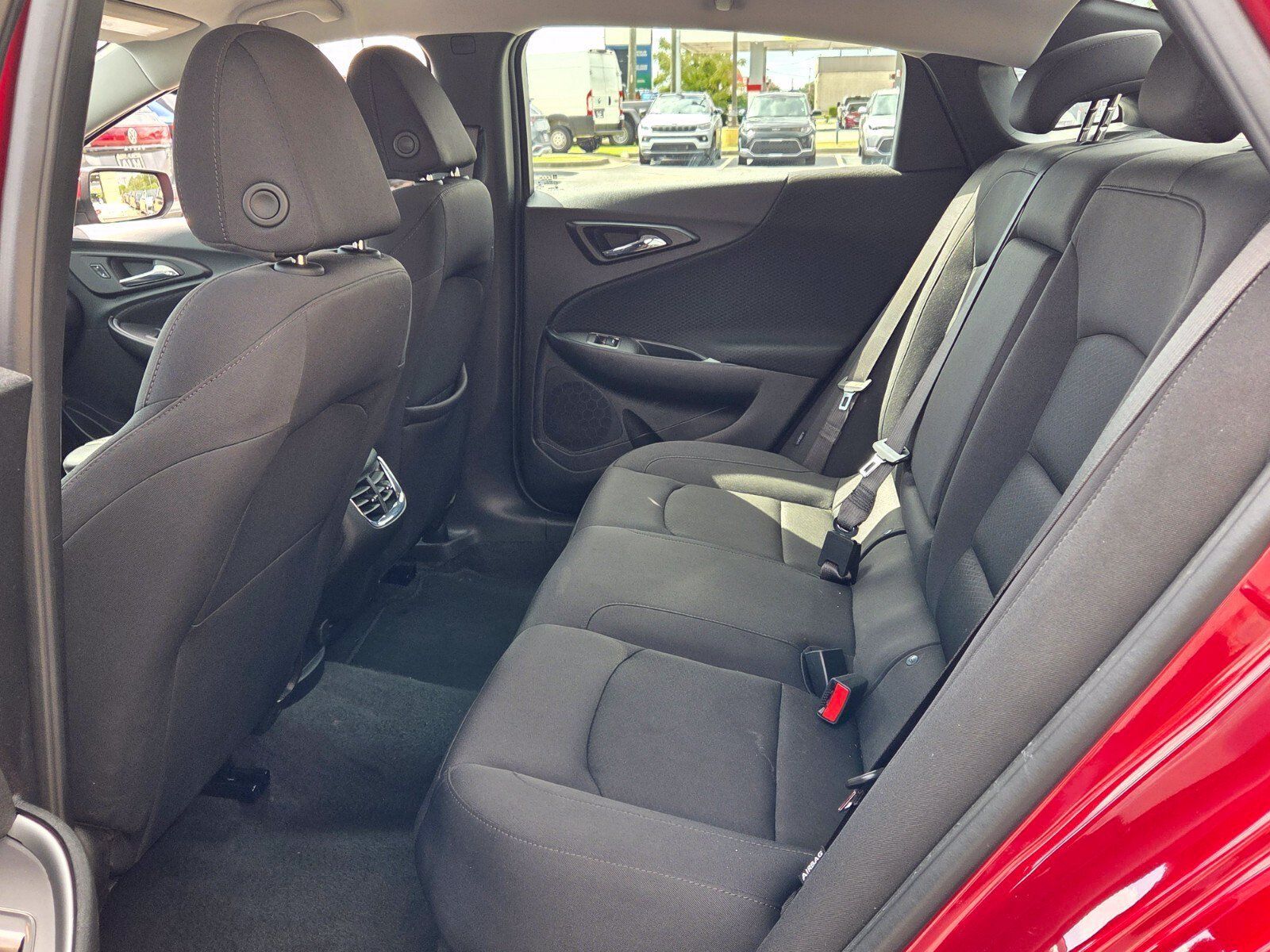 Used 2025 Chevrolet Malibu LT FWD image 6