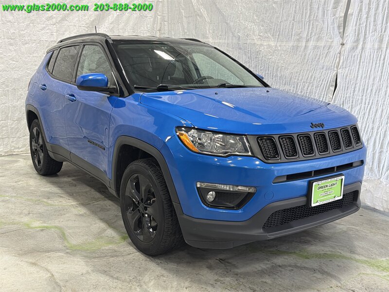 Used 2020 Jeep Compass Latitude AWD/4WD image 2