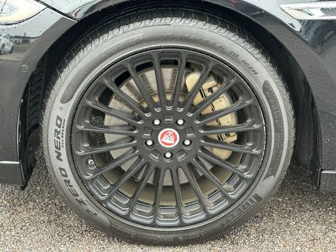 Used 2016 Jaguar XJ R-Sport RWD image 27