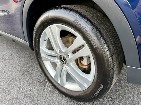 Used 2018 Mercedes-Benz GLA 250 4MATIC image 13