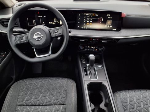 New 2026 Nissan Kicks SV w/ SV Premium Package image 11