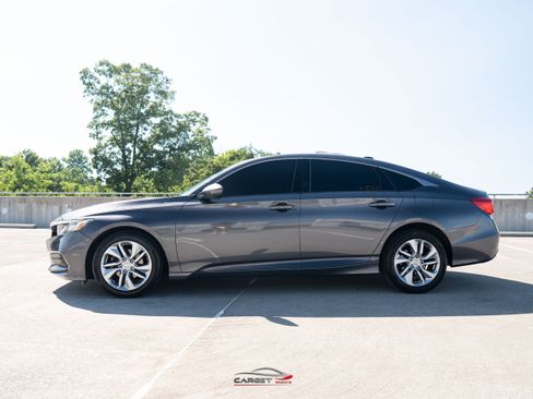 Used 2019 Honda Accord LX image 4