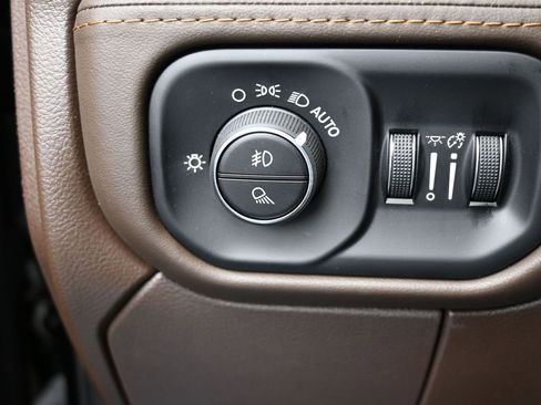 New 2026 RAM 2500 Limited image 30